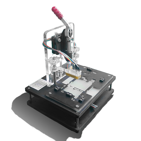 手　壓　治　具